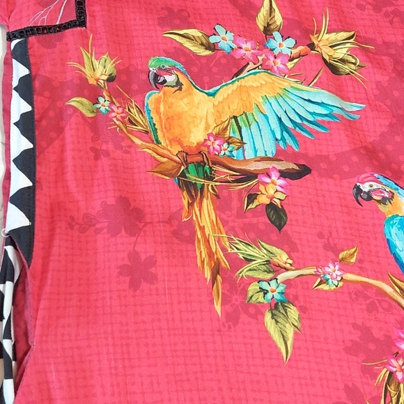 Red cotton parrot-printed kurta swimsuit cover-up with pockets, size S - Picture 6 of 7